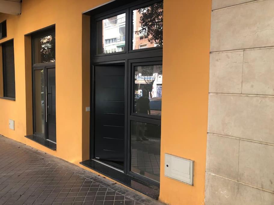 Seco Calle, Precisos Loft Super Equipado Cerca De Metro Pacifico Madrid Bagian luar foto